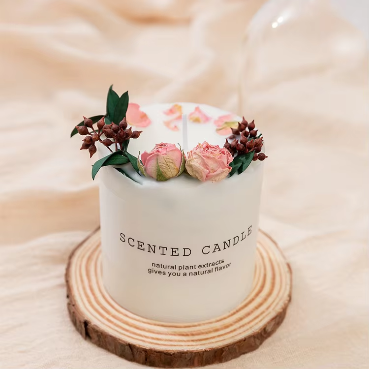 Glass scented candle